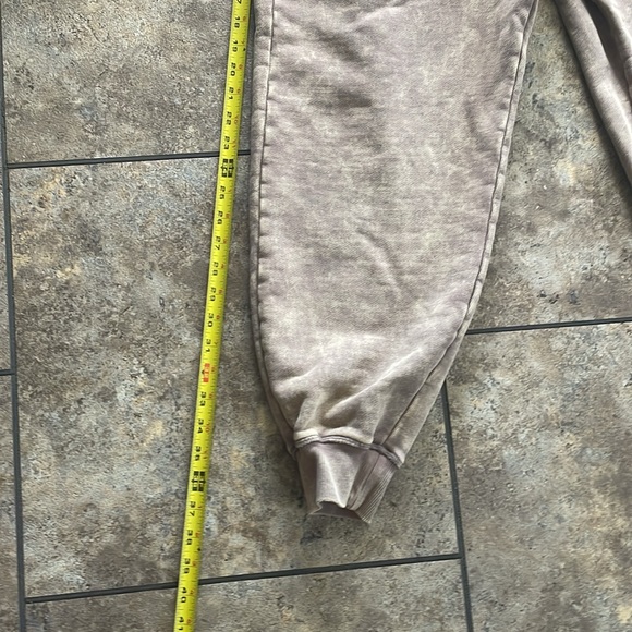 Alphalete Women’s Heavy Weight Washed Terry Joggers Smoky Quartz Large - Picture 10 of 13